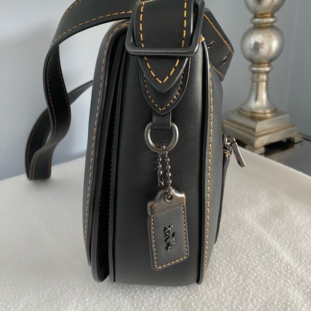 Coach 1941 Saddle Bag with contrasting stitching & matching 1941 Turnlock Wallet - Picture 15 of 16